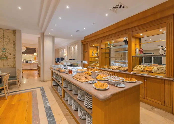 Pestana Royal Ocean & Отель