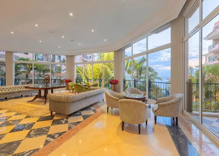 Pestana Royal Ocean & Отель Фуншал