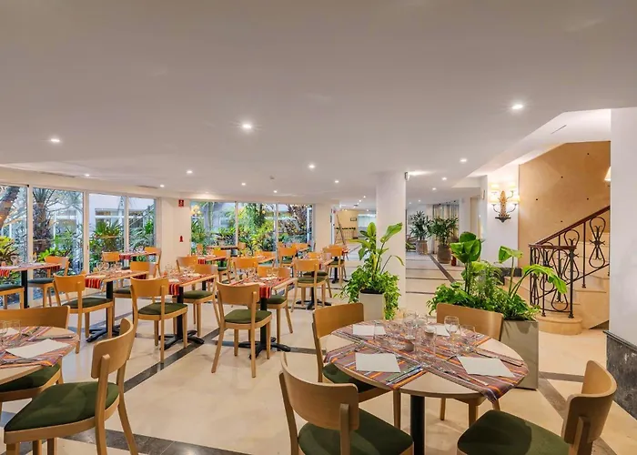 Отель Pestana Royal Ocean & Фуншал