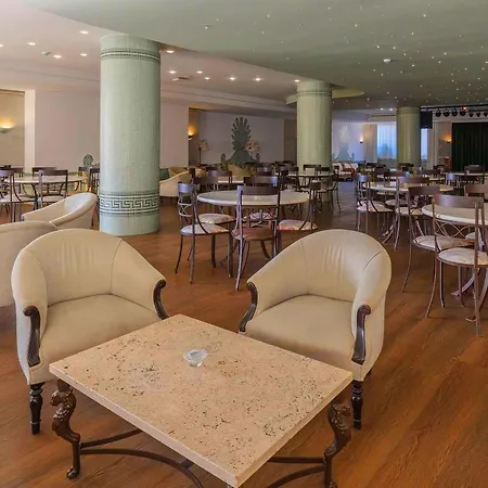 Pestana Royal Ocean & Hotel Funchal (Madeira)