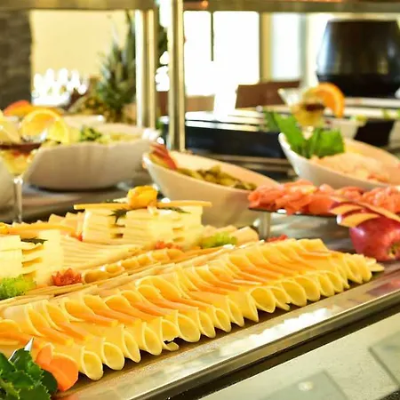 Pestana Royal Ocean & Funchal (Madeira)